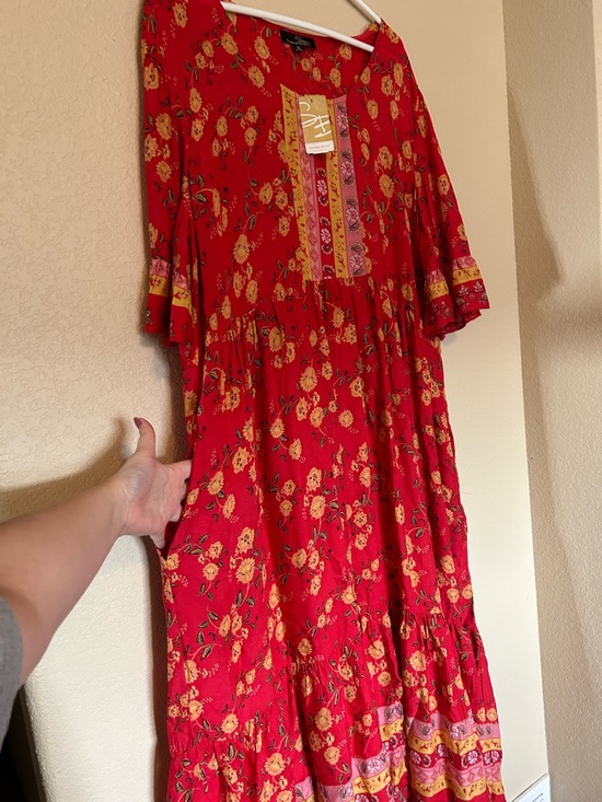 NWT Suzanne Betro Boho Floral Tiered Maxi Dress 100% Rayon Spring Summer Flowy - Picture 11 of 12